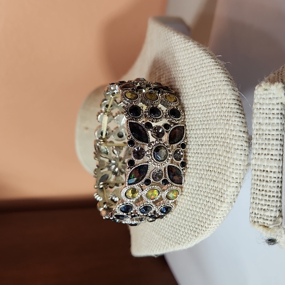 $5☃️Lot of 6 Fashion Jewelry 2 Necklaces & 4 Bracelets Green Themed Shell - Picture 10 of 15